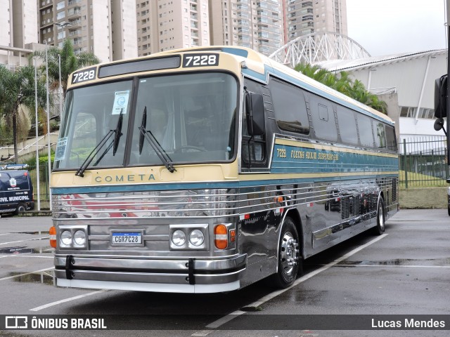 Ônibus Particulares 7228 na cidade de Barueri, São Paulo, Brasil, por Lucas Mendes. ID da foto: 11997426.