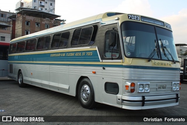 Ônibus Particulares 7023 na cidade de Juiz de Fora, Minas Gerais, Brasil, por Christian  Fortunato. ID da foto: 11999927.