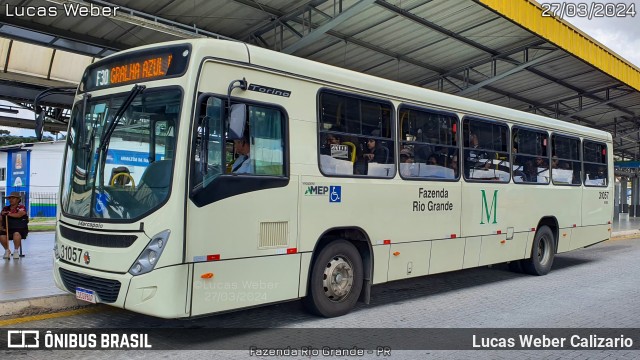 Viação Nobel 31057 na cidade de Fazenda Rio Grande, Paraná, Brasil, por Lucas Weber Calizario. ID da foto: 12001005.