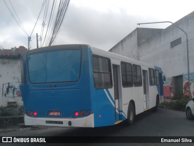 Ônibus Particulares 7072 na cidade de Feira de Santana, Bahia, Brasil, por Emanuel Silva. ID da foto: 12000428.