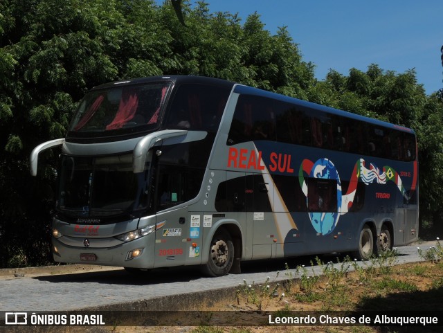 Real Sul Turismo 2018135 na cidade de Santa Maria da Vitória, Bahia, Brasil, por Leonardo Chaves de Albuquerque. Número da foto: #12004490.