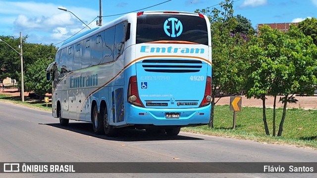 Emtram 4920 na cidade de Barra da Estiva, Bahia, Brasil, por Flávio  Santos. Número da foto: #12002909.