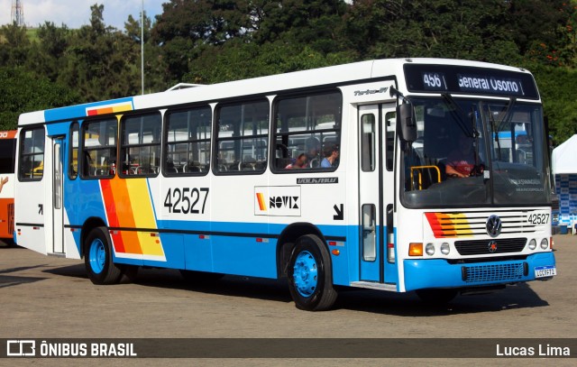 Novix Bus 42527 na cidade de Juiz de Fora, Minas Gerais, Brasil, por Lucas Lima. Número da foto: #12003882.