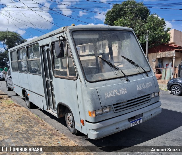 Ônibus Particulares 5103 na cidade de Curitiba, Paraná, Brasil, por Amauri Souza. Número da foto: #12085133.