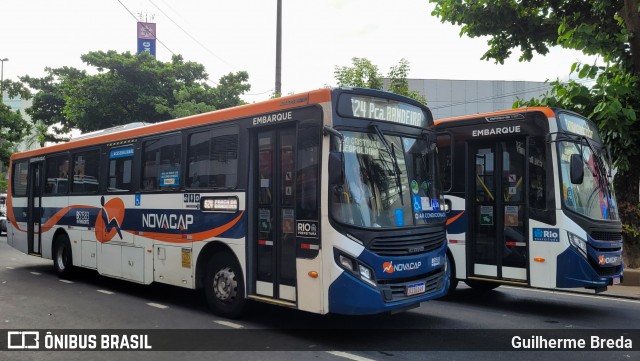 Viação Novacap B51583 na cidade de Rio de Janeiro, Rio de Janeiro, Brasil, por Guilherme Breda. Número da foto: #12090675.