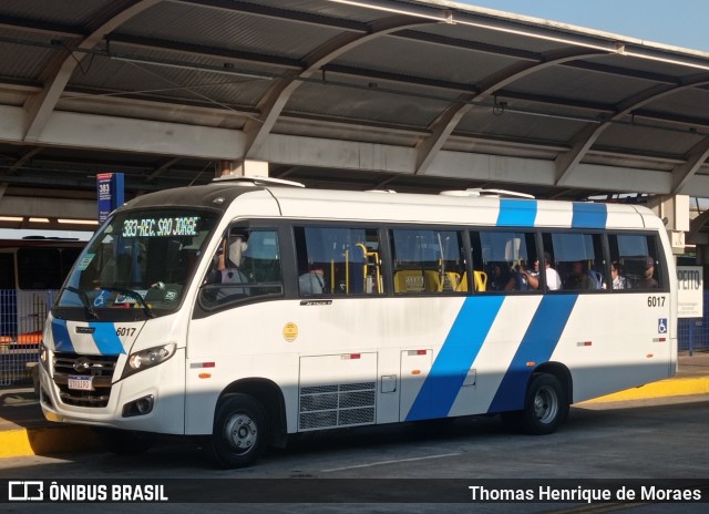 Uni Transportes 6017 na cidade de Guarulhos, São Paulo, Brasil, por Thomas Henrique de Moraes. Número da foto: #12089196.