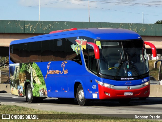 Josianne Tur 4700 na cidade de São José dos Campos, São Paulo, Brasil, por Robson Prado. Número da foto: #12089527.