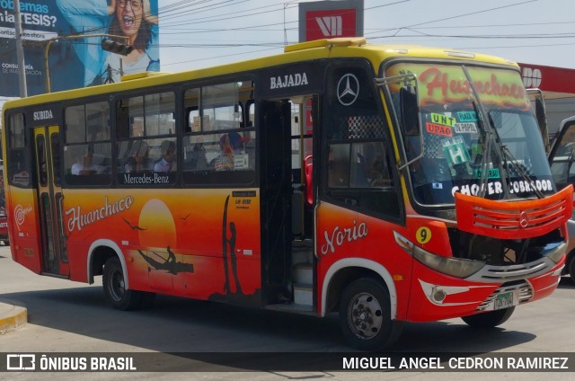 Empresa de Transportes Huanchaco 9 na cidade de Trujillo, Trujillo, La Libertad, Peru, por MIGUEL ANGEL CEDRON RAMIREZ. Número da foto: #12089396.