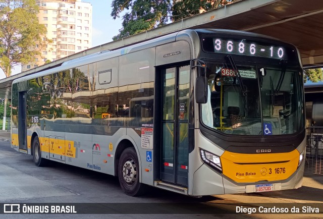 Viação Metrópole Paulista - Zona Leste 3 1676 na cidade de São Paulo, São Paulo, Brasil, por Diego Cardoso da Silva. Número da foto: #12089326.