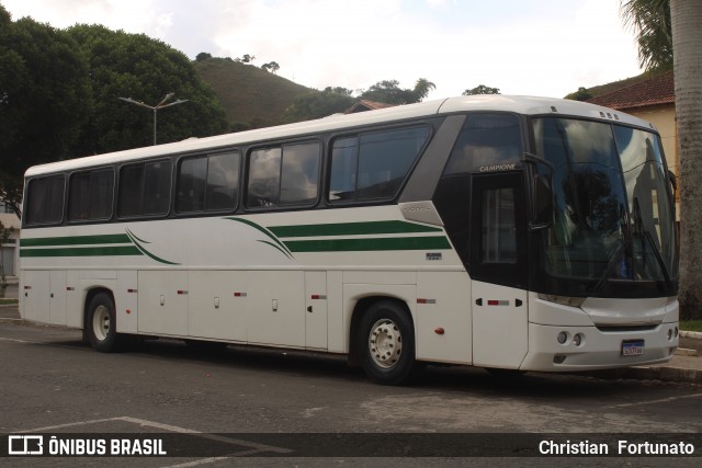 Ônibus Particulares 7566 na cidade de Coimbra, Minas Gerais, Brasil, por Christian  Fortunato. Número da foto: #12091005.