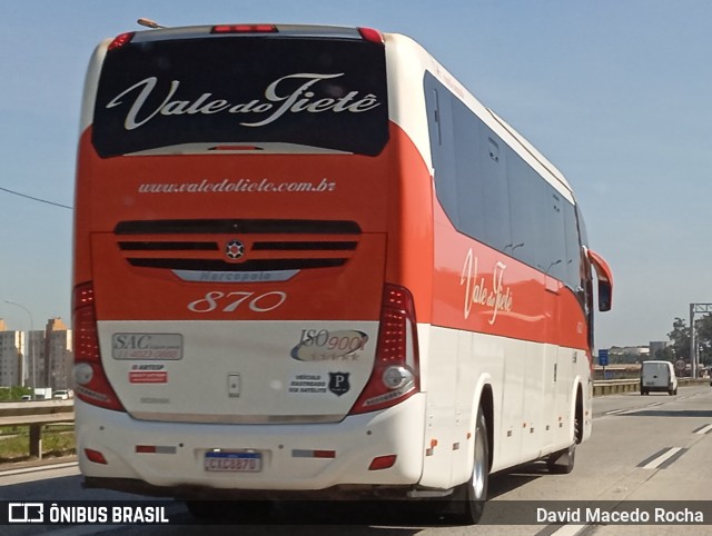 Viação Vale do Tietê 870 na cidade de Barueri, São Paulo, Brasil, por David Macedo Rocha. Número da foto: #12091718.