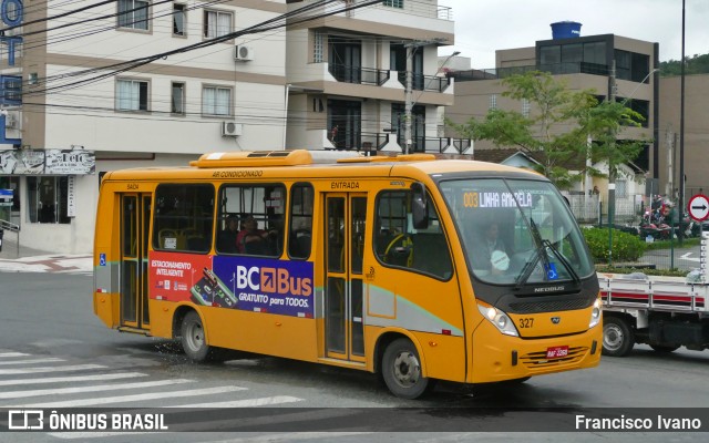 Transpiedade BC - Piedade Transportes Coletivos 327 na cidade de Balneário Camboriú, Santa Catarina, Brasil, por Francisco Ivano. Número da foto: #12093727.