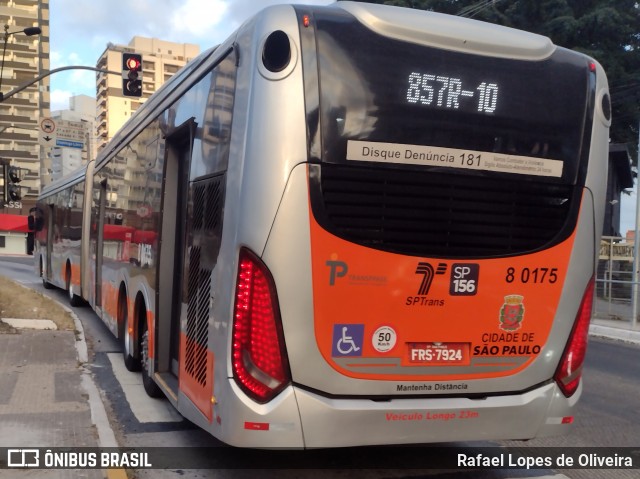 TRANSPPASS - Transporte de Passageiros 8 0175 na cidade de São Paulo, São Paulo, Brasil, por Rafael Lopes de Oliveira. Número da foto: #12092583.