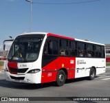 Pêssego Transportes 4 7085 na cidade de São Paulo, São Paulo, Brasil, por LUIS FELIPE CANDIDO NERI. Número da foto: #:id.