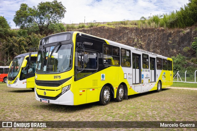 Itajaí Transportes Coletivos 2075 na cidade de Campinas, São Paulo, Brasil, por Marcelo Guerra. Número da foto: #12094231.