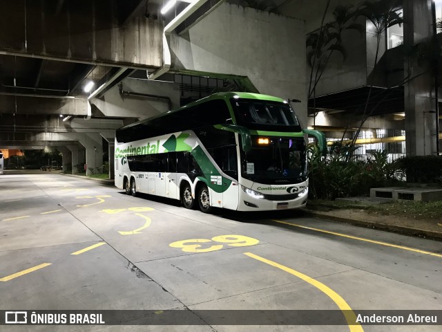 Viação Continental de Transportes 1001 na cidade de São Paulo, São Paulo, Brasil, por Anderson Abreu. Número da foto: #12095250.