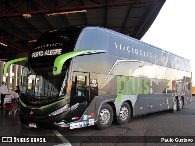 Viação Garcia 88009 na cidade de Londrina, Paraná, Brasil, por Paulo Gustavo. Número da foto: #12101832.