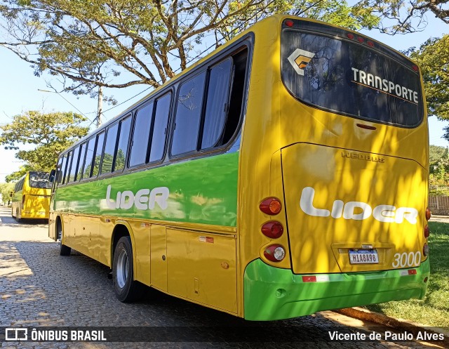 Líder Turismo 3000 na cidade de Dores do Indaiá, Minas Gerais, Brasil, por Vicente de Paulo Alves. Número da foto: #12099596.