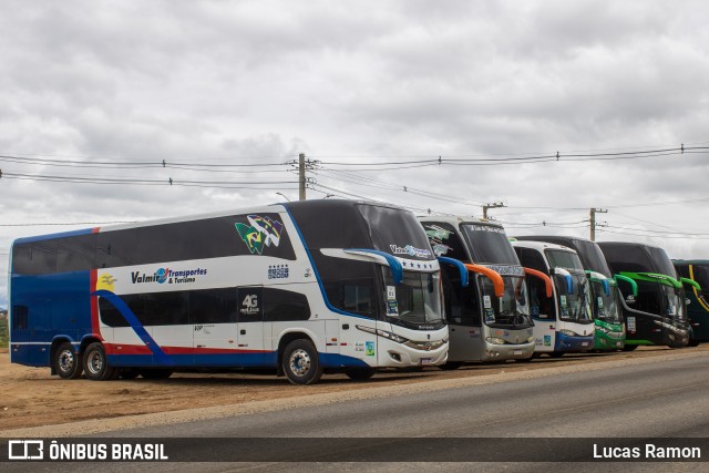 Valmir Transporte & Turismo 2462 na cidade de Serra Talhada, Pernambuco, Brasil, por Lucas Ramon. Número da foto: #12101098.