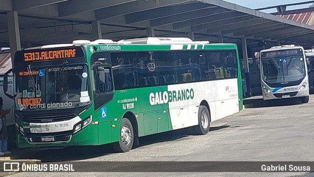 Viação Galo Branco RJ 181.016 na cidade de Niterói, Rio de Janeiro, Brasil, por Gabriel Sousa. Número da foto: #12103659.