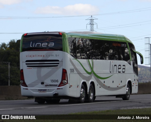 Linea Transportes e Turismo Ltda. 1306 na cidade de Roseira, São Paulo, Brasil, por Antonio J. Moreira. Número da foto: #12103145.