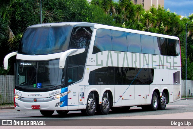 Auto Viação Catarinense 3536 na cidade de Curitiba, Paraná, Brasil, por Diego Lip. Número da foto: #12102695.