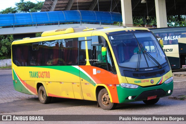 Trans Castro 005 na cidade de Imperatriz, Maranhão, Brasil, por Paulo Henrique Pereira Borges. Número da foto: #12106183.