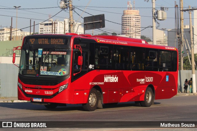 Viação Araçatuba 1.5.001 na cidade de Niterói, Rio de Janeiro, Brasil, por Matheus Souza. Número da foto: #12104450.