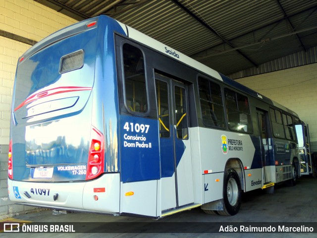 Salvadora Transportes > Transluciana 41097 na cidade de Belo Horizonte, Minas Gerais, Brasil, por Adão Raimundo Marcelino. Número da foto: #12108850.