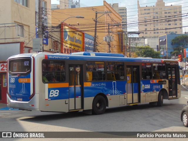 BB Transportes e Turismo 5969 na cidade de Barueri, São Paulo, Brasil, por Fabrício Portella Matos. Número da foto: #12108056.