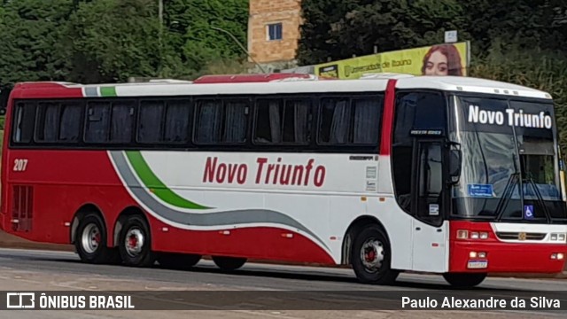 Novo Triunfo 207 na cidade de Betim, Minas Gerais, Brasil, por Paulo Alexandre da Silva. Número da foto: #12107411.