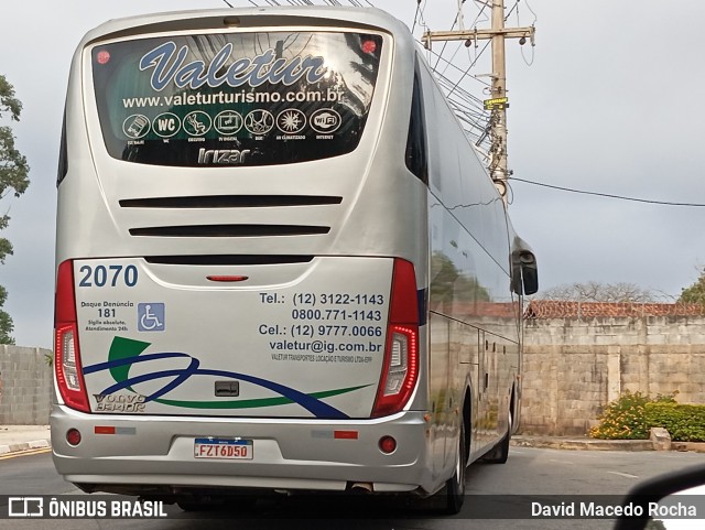Valetur Transportes Locação e Turismo 2070 na cidade de Cotia, São Paulo, Brasil, por David Macedo Rocha. Número da foto: #12066611.