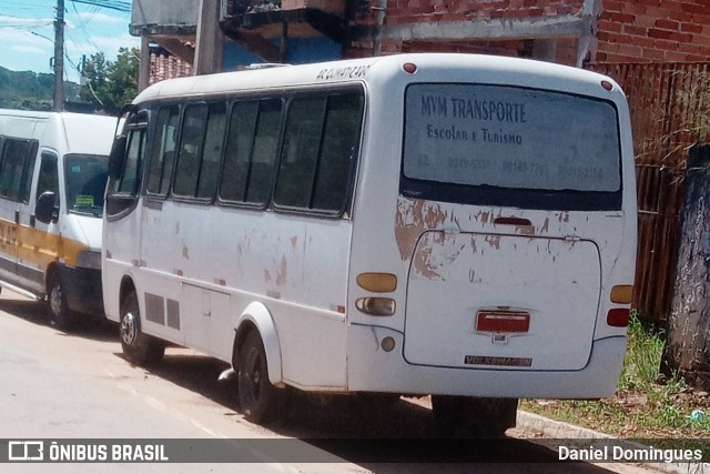 Escolares 3309 na cidade de Senador Canedo, Goiás, Brasil, por Daniel Domingues. Número da foto: #12109455.