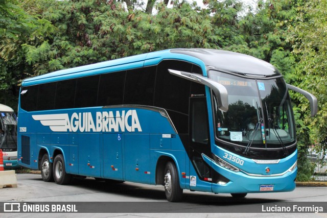 Viação Águia Branca 33500 na cidade de São Paulo, São Paulo, Brasil, por Luciano Formiga. Número da foto: #12110491.