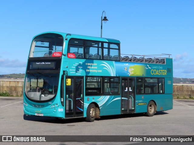 First Group in Devon & Cornwall 37801 na cidade de Penzance, Cornwall, Inglaterra, por Fábio Takahashi Tanniguchi. Número da foto: #12113551.