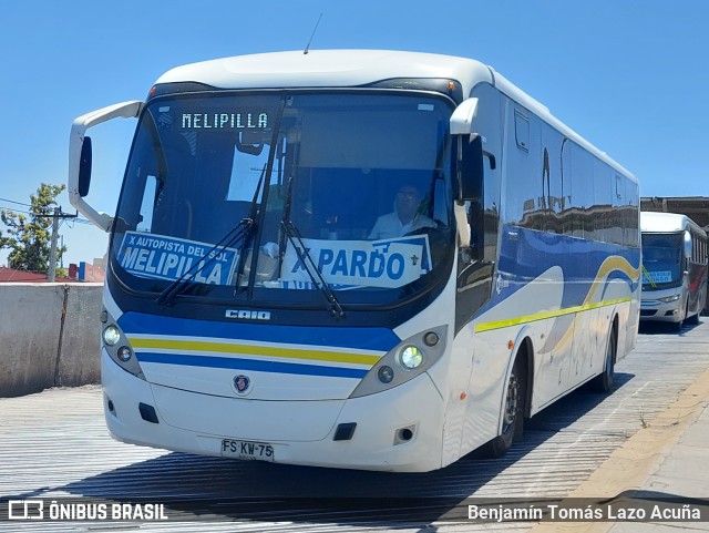 Autobuses Melipilla FSKW75 na cidade de Estación Central, Santiago, Metropolitana de Santiago, Chile, por Benjamín Tomás Lazo Acuña. Número da foto: #12115677.