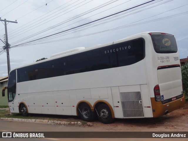 Lourdes Tur 1550 na cidade de Trindade, Goiás, Brasil, por Douglas Andrez. Número da foto: #12115788.