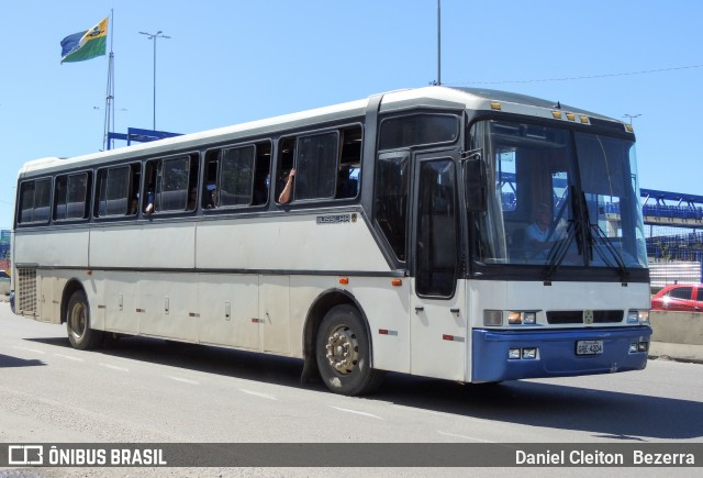 Ônibus Particulares 9995 na cidade de Jaboatão dos Guararapes, Pernambuco, Brasil, por Daniel Cleiton  Bezerra. Número da foto: #12115048.