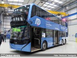Alexander Dennis ENVIRO500EV na cidade de Farnborough, Hampshire, Inglaterra, por Fábio Takahashi Tanniguchi. Número da foto: #12115646.