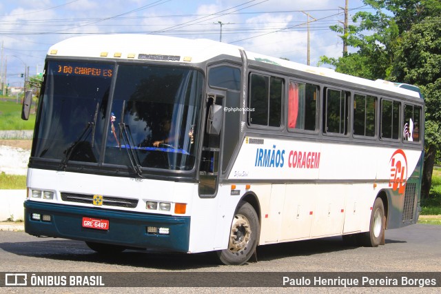 Irmãos Coragem 51 na cidade de Teresina, Piauí, Brasil, por Paulo Henrique Pereira Borges. Número da foto: #12118432.