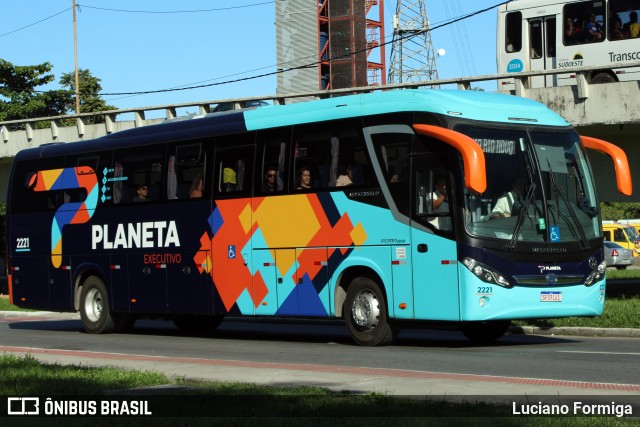 Planeta Transportes Rodoviários 2221 na cidade de Vitória, Espírito Santo, Brasil, por Luciano Formiga. Número da foto: #12117190.