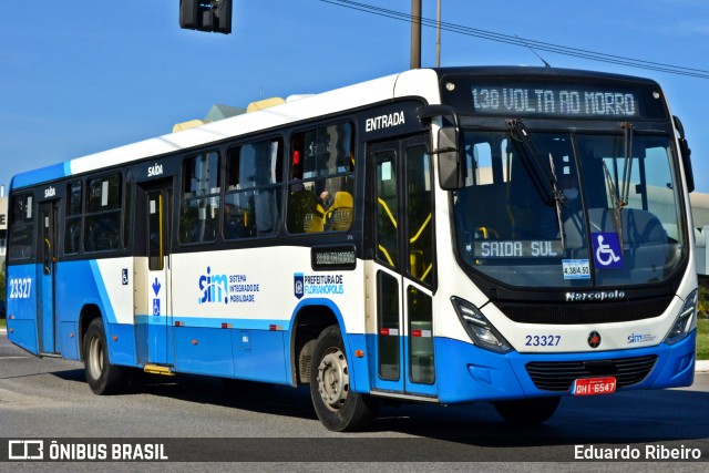 Emflotur - Empresa Florianópolis de Transportes Coletivos 23327 na cidade de Florianópolis, Santa Catarina, Brasil, por Eduardo Ribeiro. Número da foto: #12118042.