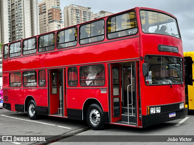 Ônibus Particulares 5388 na cidade de Barueri, São Paulo, Brasil, por João Victor. Número da foto: #12119049.