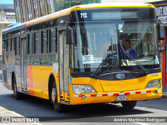 Autotransportes Raro 712 na cidade de Catedral, San José, San José, Costa Rica, por Andrés Martínez Rodríguez. Número da foto: #12116624.