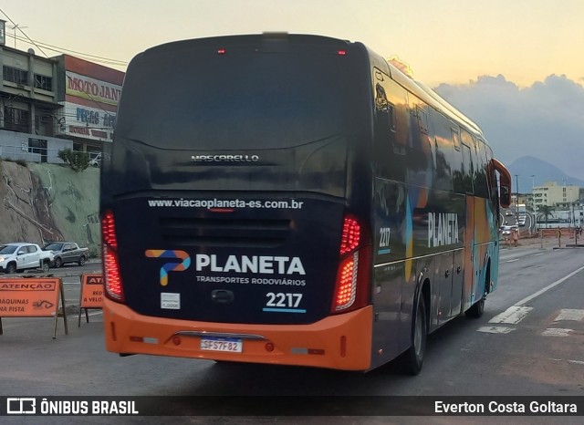 Planeta Transportes Rodoviários 2217 na cidade de Cariacica, Espírito Santo, Brasil, por Everton Costa Goltara. Número da foto: #12120916.
