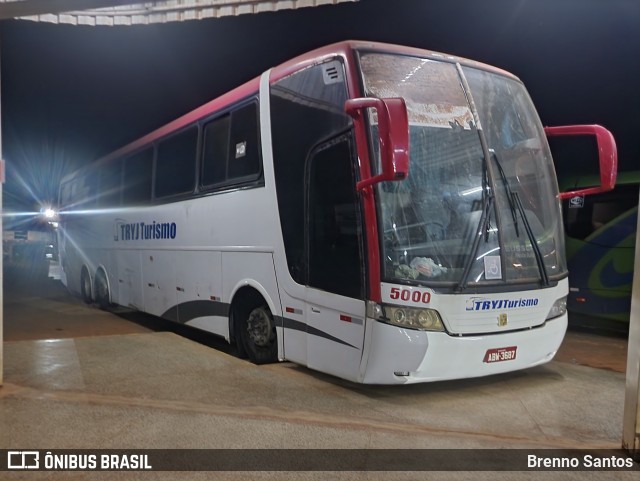 TRYJ Turismo 5000 na cidade de Montes Claros, Minas Gerais, Brasil, por Brenno Santos. Número da foto: #12119317.