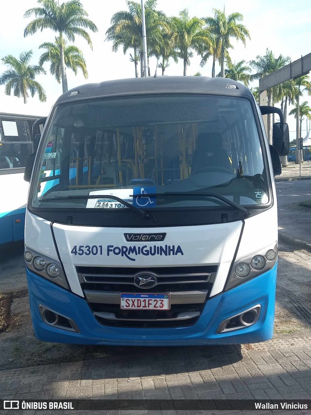 Insular Transportes Coletivos 45301 na cidade de Florianópolis, Santa Catarina, Brasil, por Wallan Vinicius. Número da foto: #12120801.