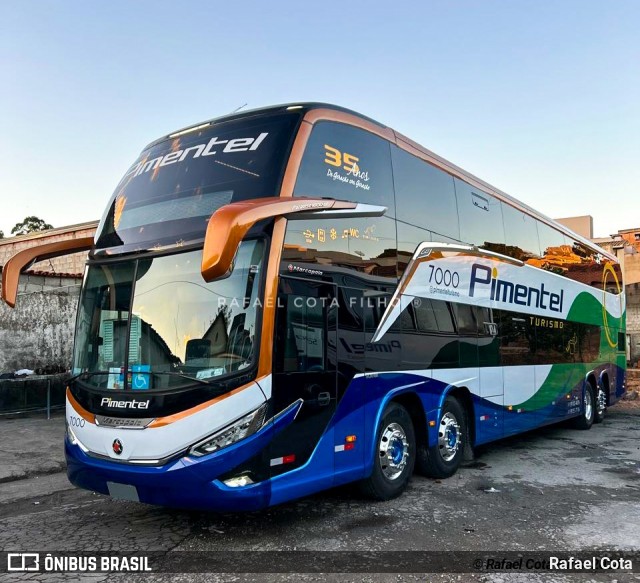 Pimentel Turismo 7000 na cidade de Belo Horizonte, Minas Gerais, Brasil, por Rafael Cota. Número da foto: #12119402.