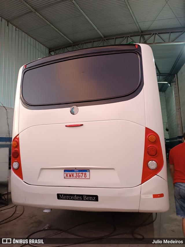 Ônibus Particulares 4000 na cidade de Leme, São Paulo, Brasil, por Julio Medeiros. Número da foto: #12120969.
