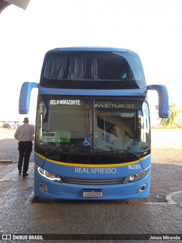 Real Expresso 16201 na cidade de Itumbiara, Goiás, Brasil, por Jonas Miranda. Número da foto: #12120066.